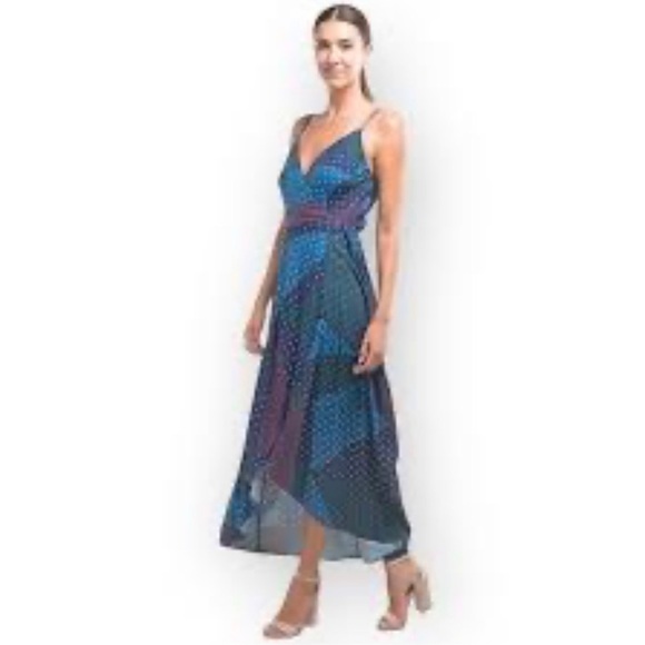 Love Stitch Dresses & Skirts - NWT Love Stitch Melanie color block dress blue, purple, black size medium